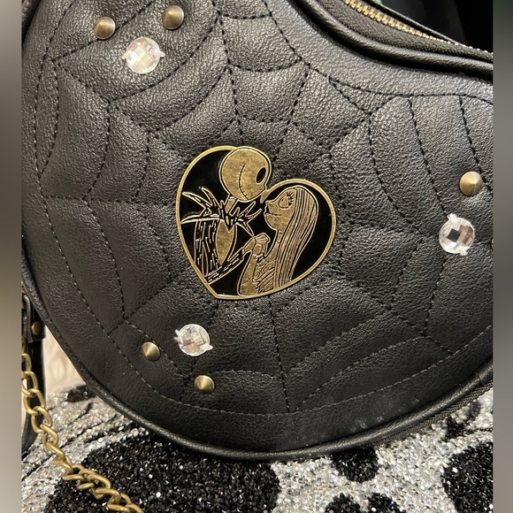 🖤🖤NWT- The Nightmare Before Christmas Jack Sally Heart-Shaped Crossbody 🖤🖤 - Picture 3 of 8